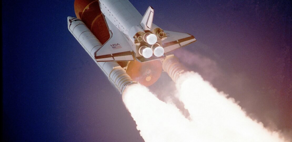 flight-sky-earth-space