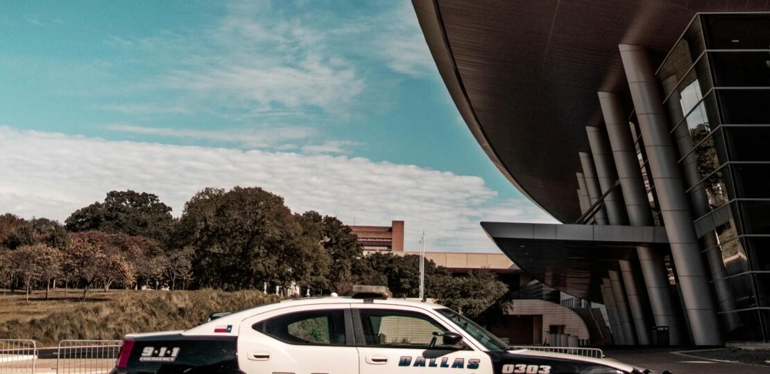 pexels-photo-1682385